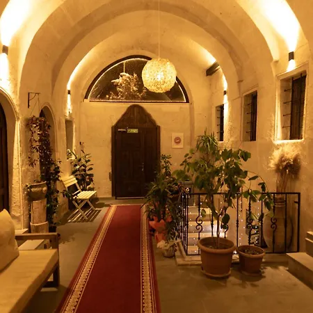 Lemon Cave Bed & Breakfast *