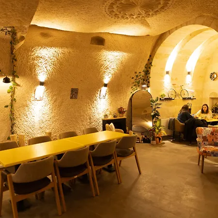 Lemon Cave Avanos