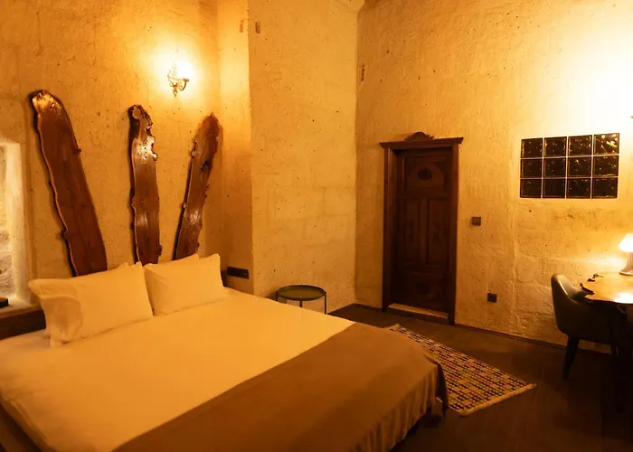 לינה וארוחת בוקר Lemon Cave 4*